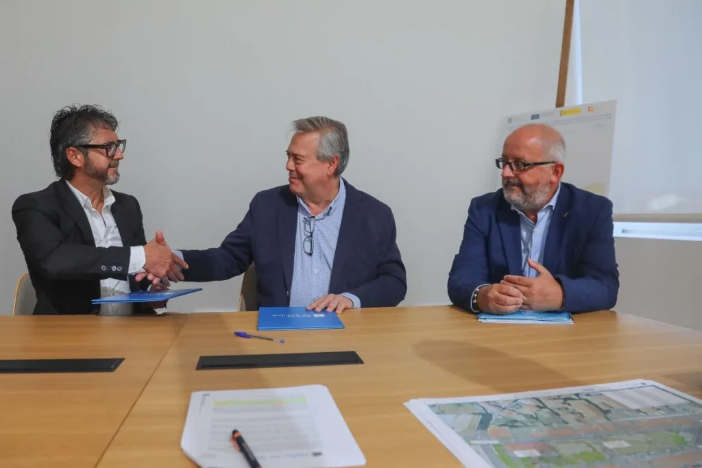 20250905 Conselleiro Sanidade reforma CS Porto do Son4