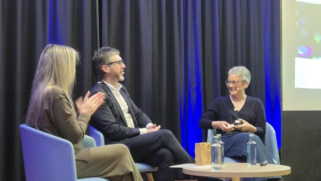 Maria-Maya-charla-coloquio-8M-2-1