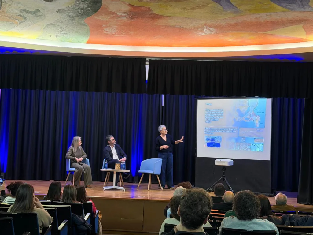 Maria-Mayan-charla-coloquio-8M-2-3